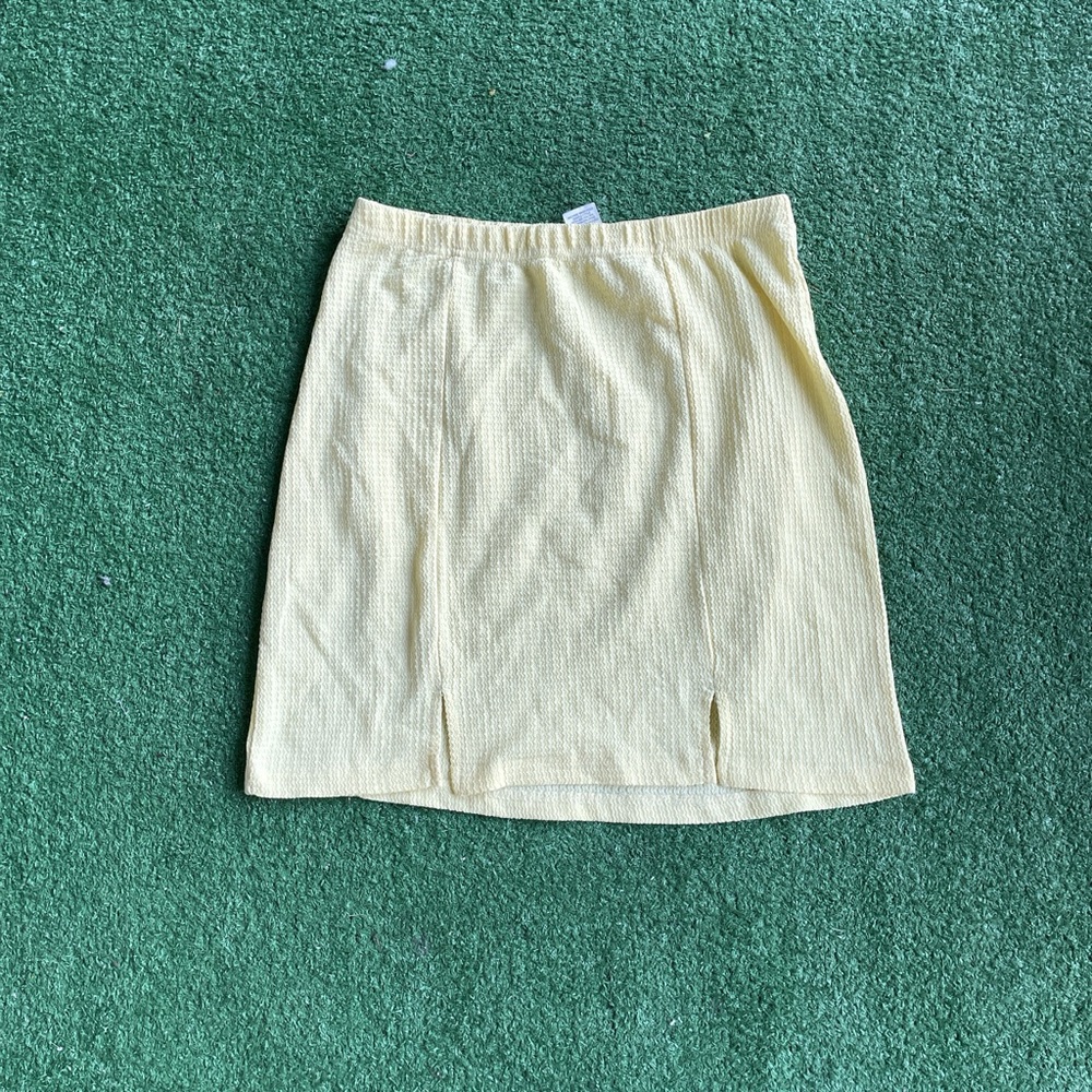 Beige mini skirt